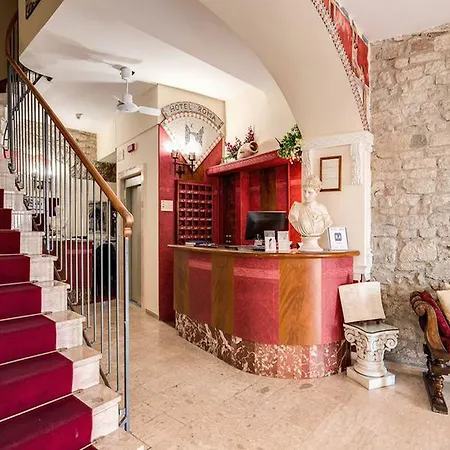Roma Otel Assisi