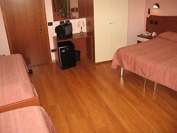 Hotel Roma